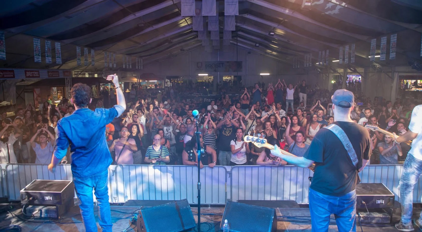 Gli Happy Hour sul palco
